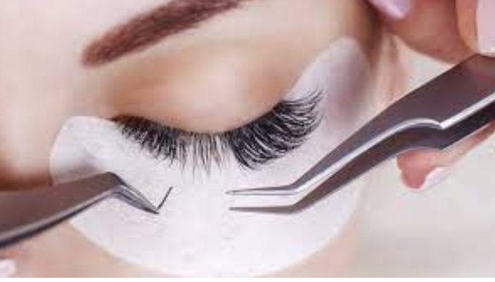 Become a Certified Lash Tech in Miami: Your Lash Journey Begins