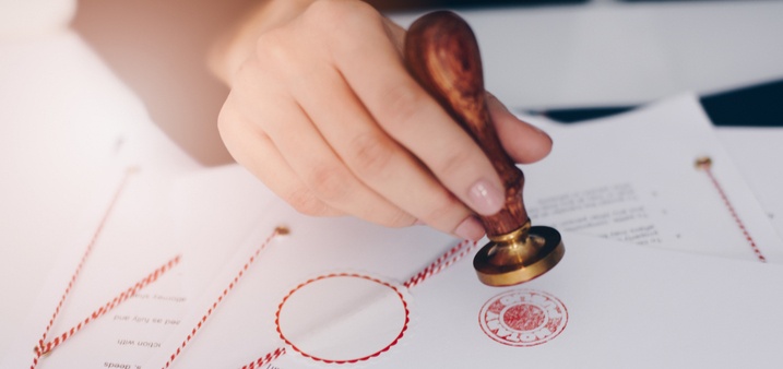 Notary Public: Assistance Made Easy