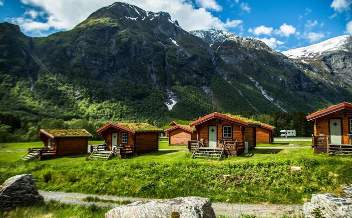 Camping Norge: Embracing Freedom in Norway’s Great Outdoors