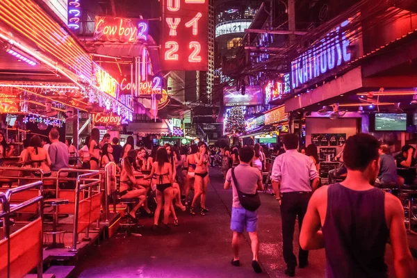 The Ultimate Guide to Bangkok’s Live Music Scene: From Jazz to Electronic