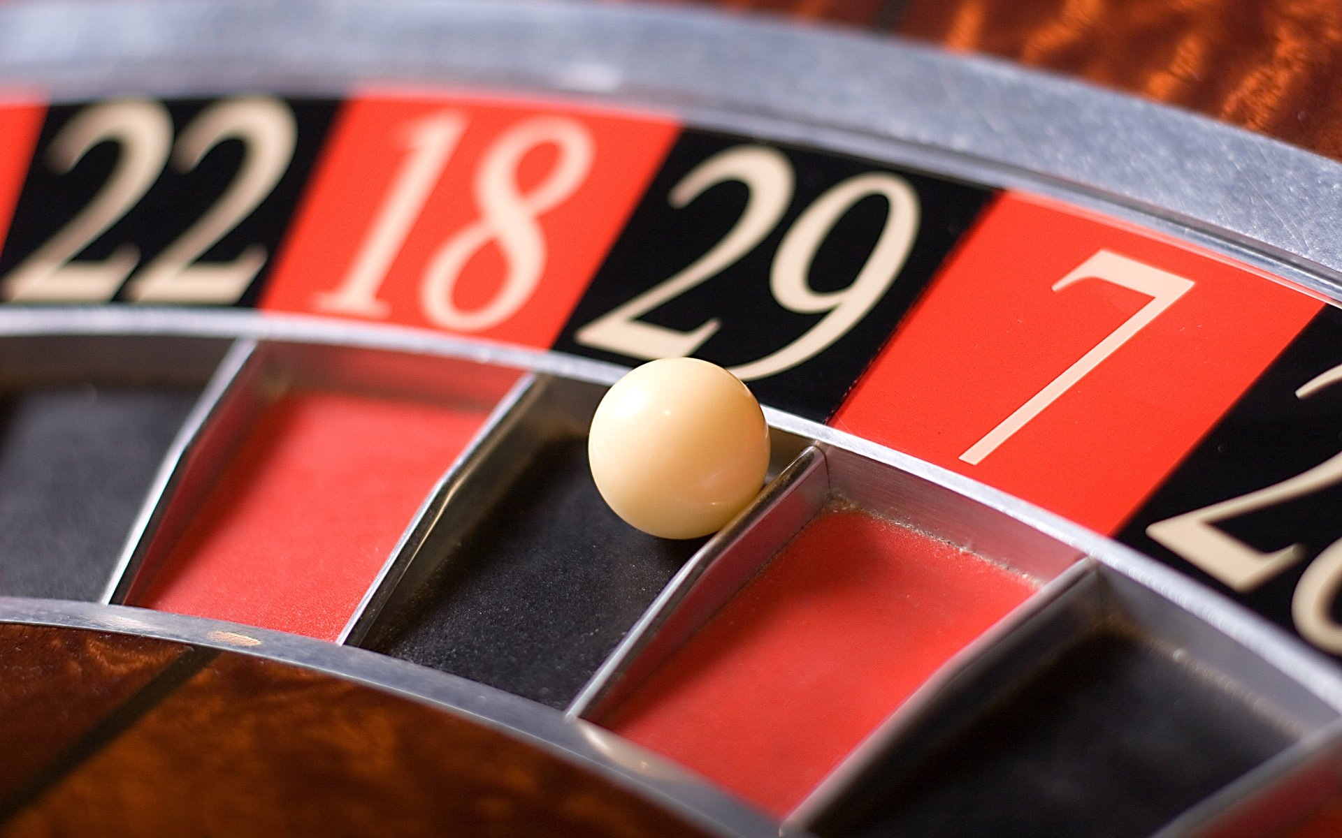 Unlocking the Thrills: MPO007’s Premier Slot Offerings